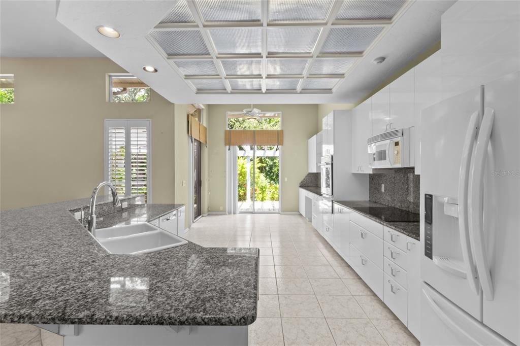 En Venta: $1,650,000 (4 camas, 3 baños, 3993 Pies cuadrados)