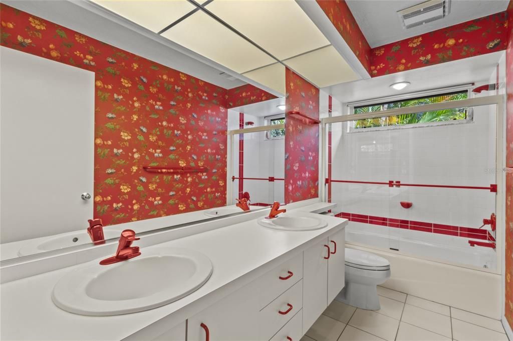 En Venta: $1,650,000 (4 camas, 3 baños, 3993 Pies cuadrados)