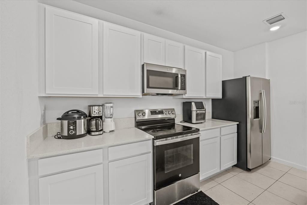 En Venta: $392,999 (5 camas, 2 baños, 2326 Pies cuadrados)
