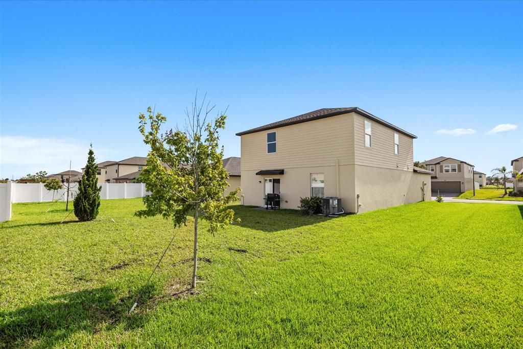 En Venta: $392,999 (5 camas, 2 baños, 2326 Pies cuadrados)