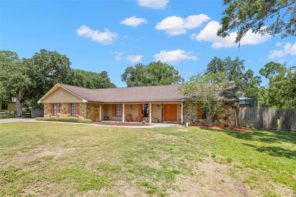 En Venta: $524,900 (3 camas, 2 baños, 2042 Pies cuadrados)