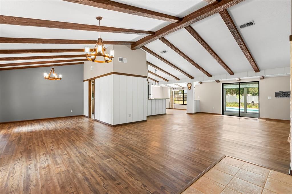 En Venta: $524,900 (3 camas, 2 baños, 2042 Pies cuadrados)
