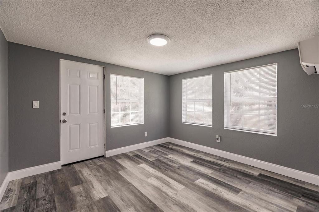 For Sale: $219,000 (0 beds, 0 baths, 1188 Square Feet)
