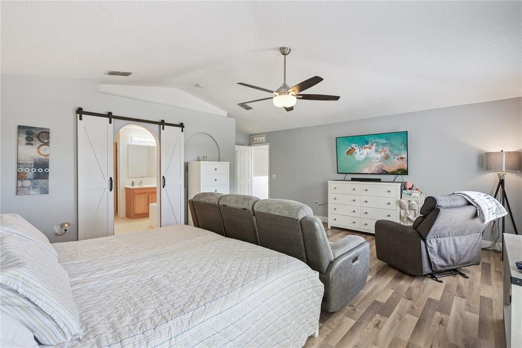 For Sale: $425,000 (4 beds, 2 baths, 2821 Square Feet)