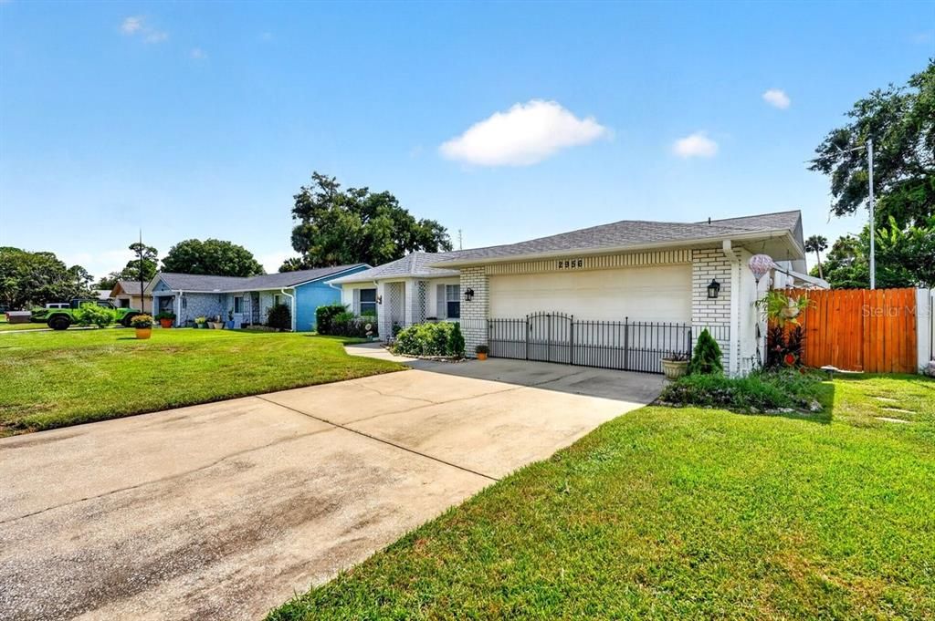 For Sale: $320,000 (3 beds, 2 baths, 1546 Square Feet)