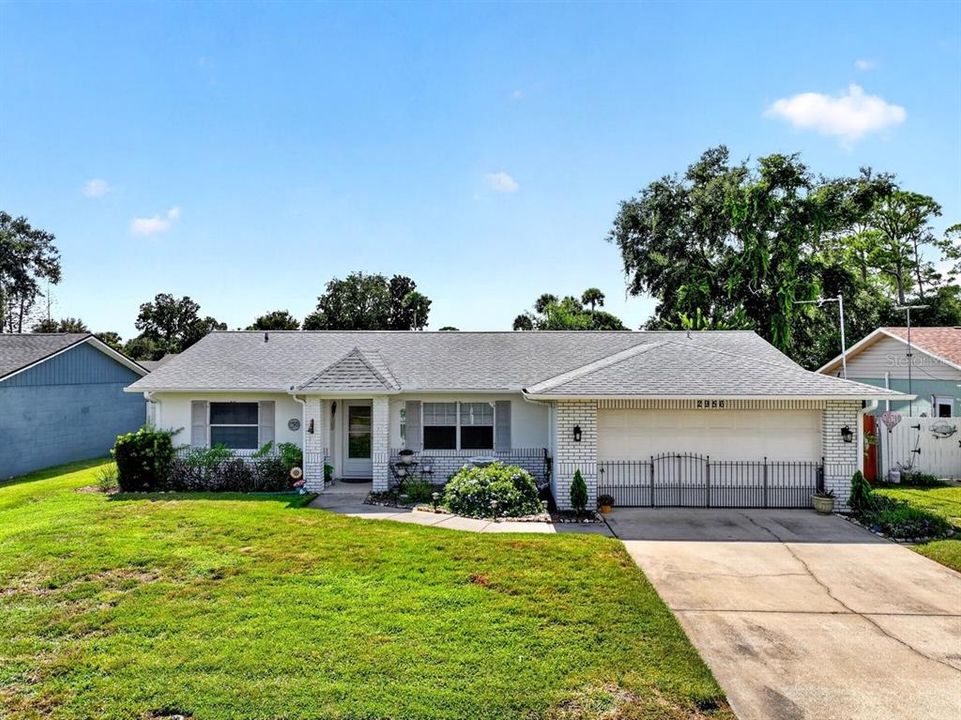For Sale: $320,000 (3 beds, 2 baths, 1546 Square Feet)