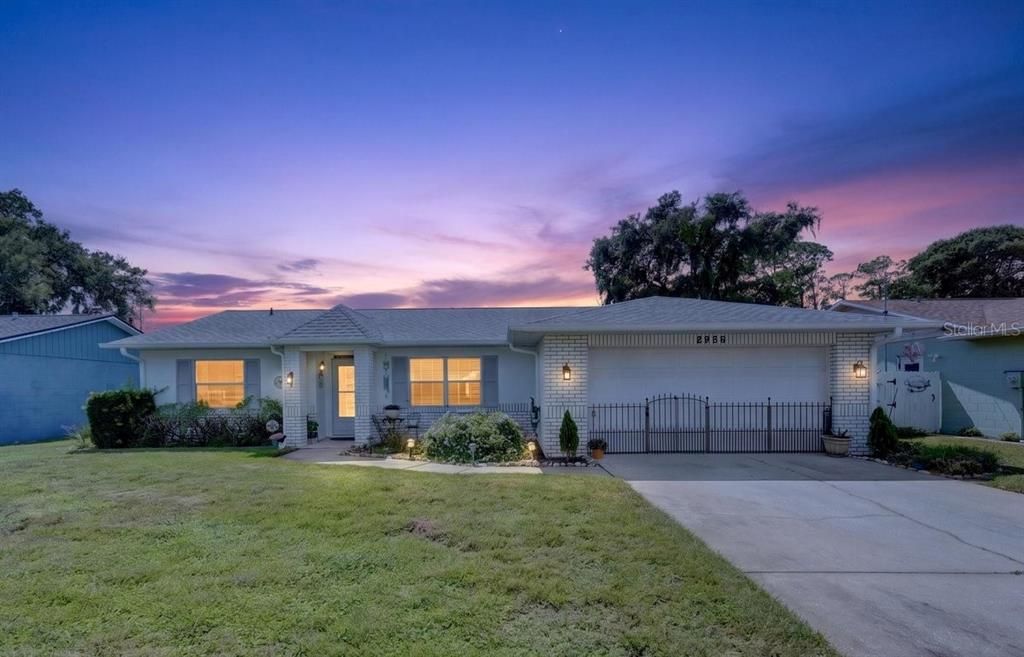 For Sale: $320,000 (3 beds, 2 baths, 1546 Square Feet)