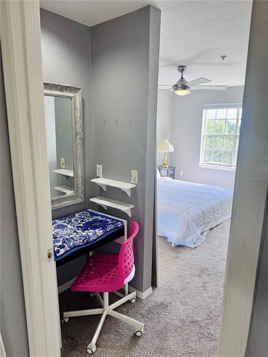 For Sale: $137,500 (1 beds, 1 baths, 842 Square Feet)