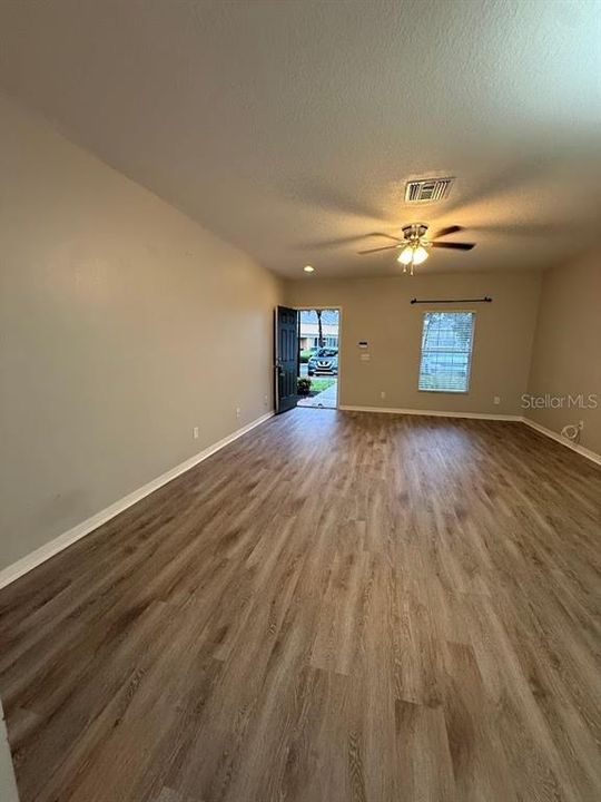 For Rent: $1,850 (2 beds, 2 baths, 1248 Square Feet)