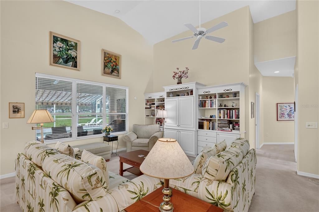 For Sale: $420,000 (2 beds, 2 baths, 2526 Square Feet)