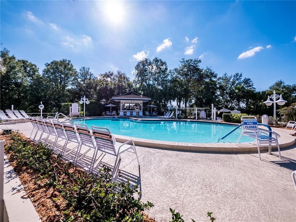 For Sale: $420,000 (2 beds, 2 baths, 2526 Square Feet)