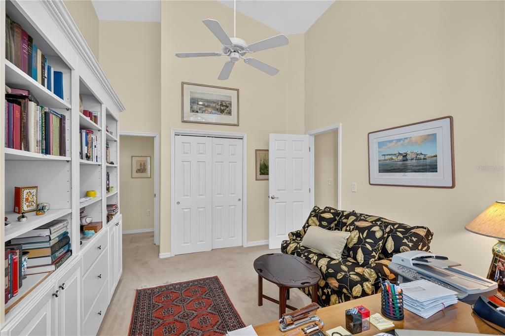 For Sale: $420,000 (2 beds, 2 baths, 2526 Square Feet)