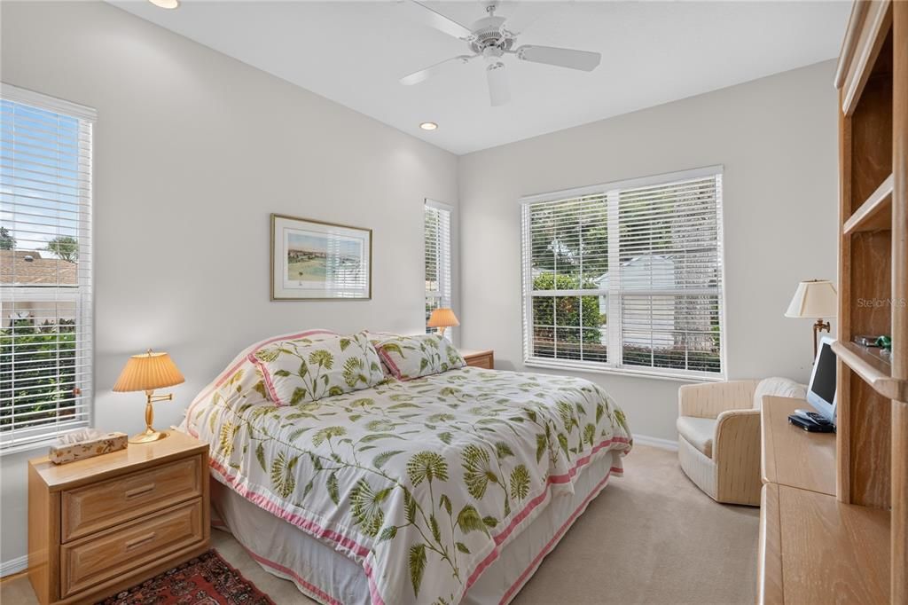 For Sale: $420,000 (2 beds, 2 baths, 2526 Square Feet)