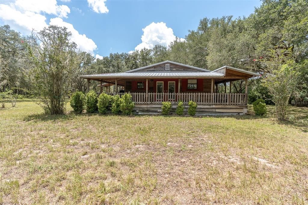 For Sale: $559,000 (3 beds, 2 baths, 1728 Square Feet)