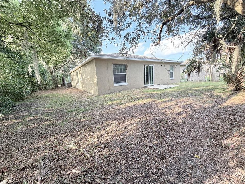 En Venta: $345,000 (4 camas, 2 baños, 1530 Pies cuadrados)