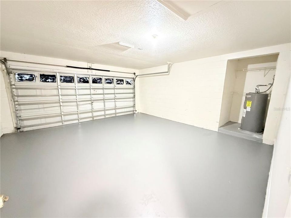 En Venta: $345,000 (4 camas, 2 baños, 1530 Pies cuadrados)