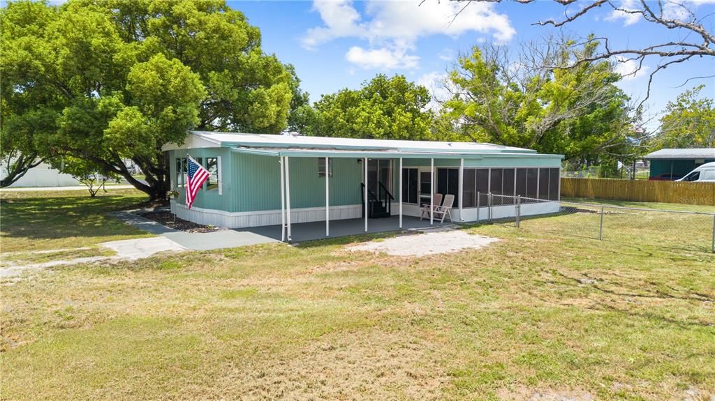 For Sale: $289,900 (3 beds, 2 baths, 1448 Square Feet)