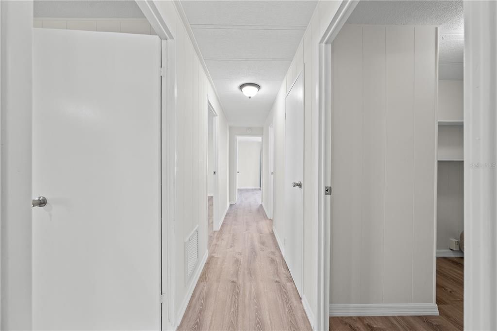 For Sale: $289,900 (3 beds, 2 baths, 1448 Square Feet)