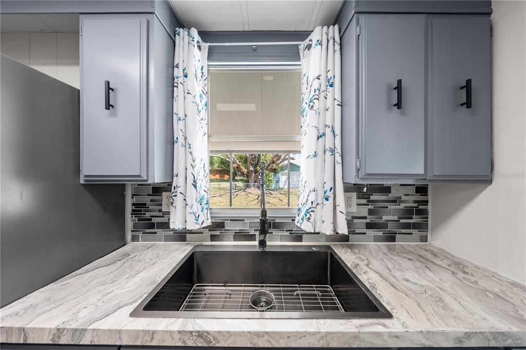 For Sale: $289,900 (3 beds, 2 baths, 1448 Square Feet)