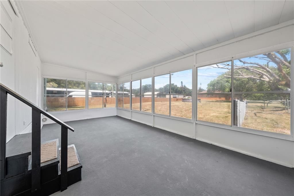 For Sale: $289,900 (3 beds, 2 baths, 1448 Square Feet)