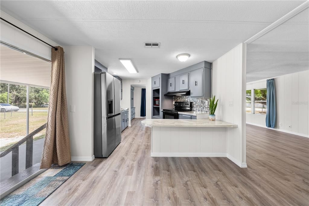 For Sale: $289,900 (3 beds, 2 baths, 1448 Square Feet)