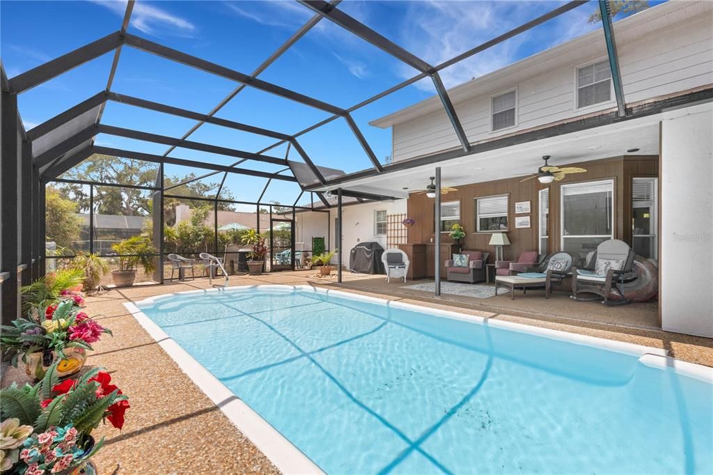 For Sale: $689,000 (4 beds, 3 baths, 2605 Square Feet)