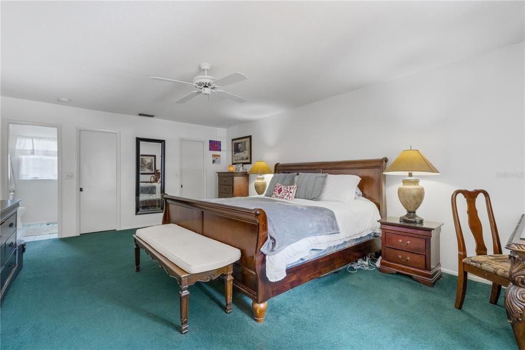 For Sale: $689,000 (4 beds, 3 baths, 2605 Square Feet)