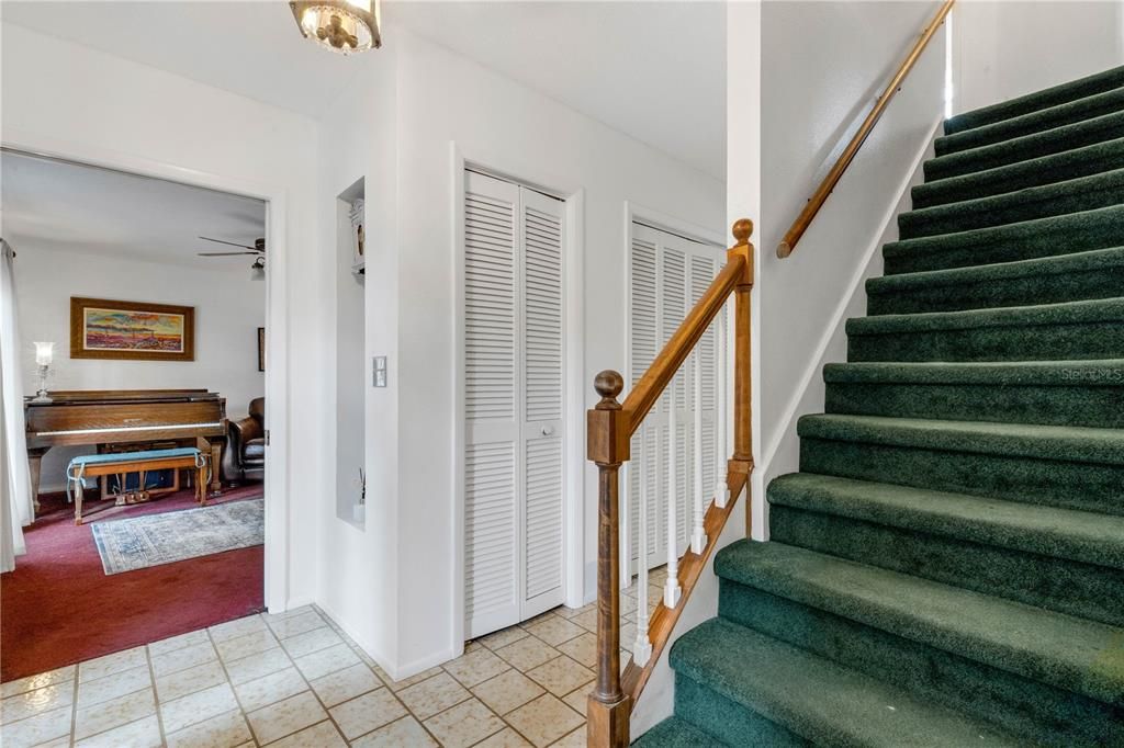 For Sale: $689,000 (4 beds, 3 baths, 2605 Square Feet)