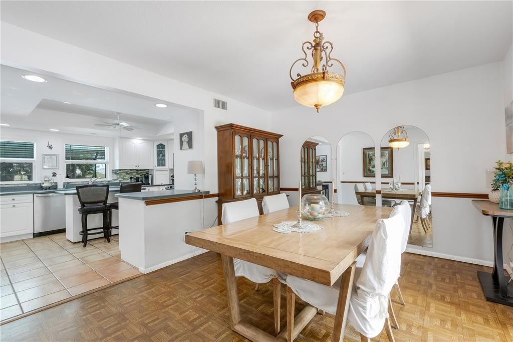 For Sale: $689,000 (4 beds, 3 baths, 2605 Square Feet)