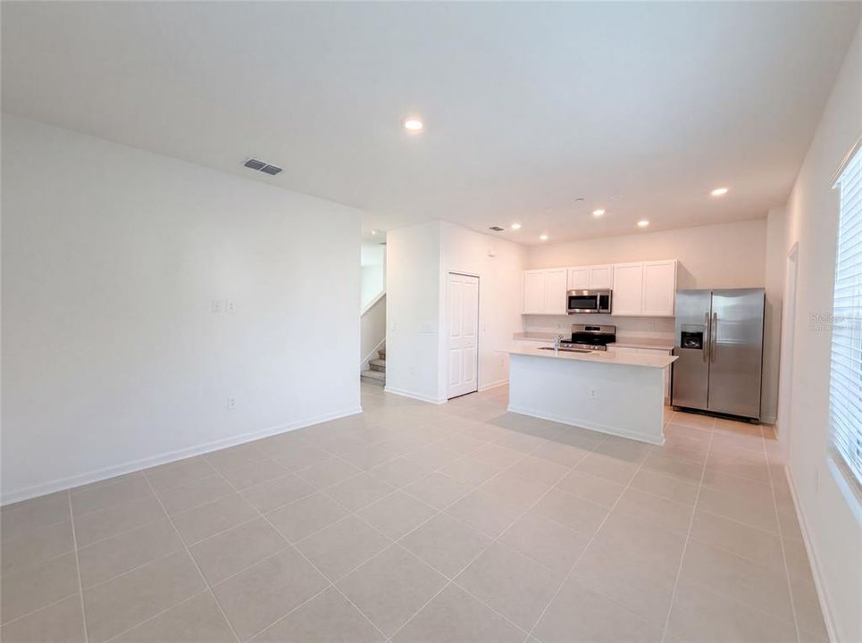 En Venta: $345,000 (3 camas, 2 baños, 1755 Pies cuadrados)