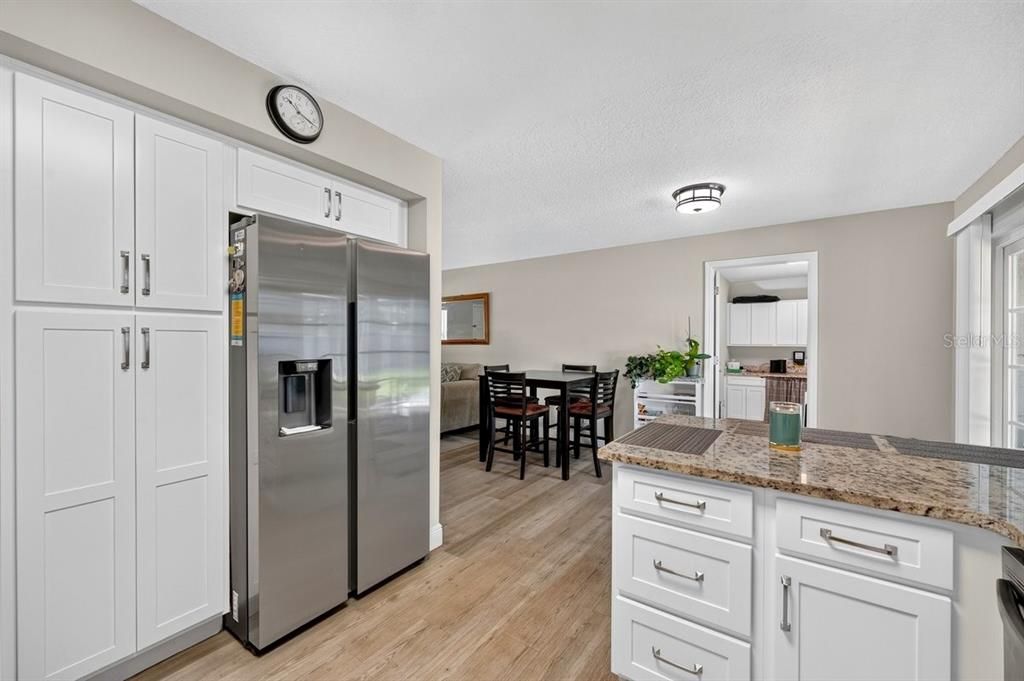 For Sale: $395,000 (3 beds, 1 baths, 1431 Square Feet)