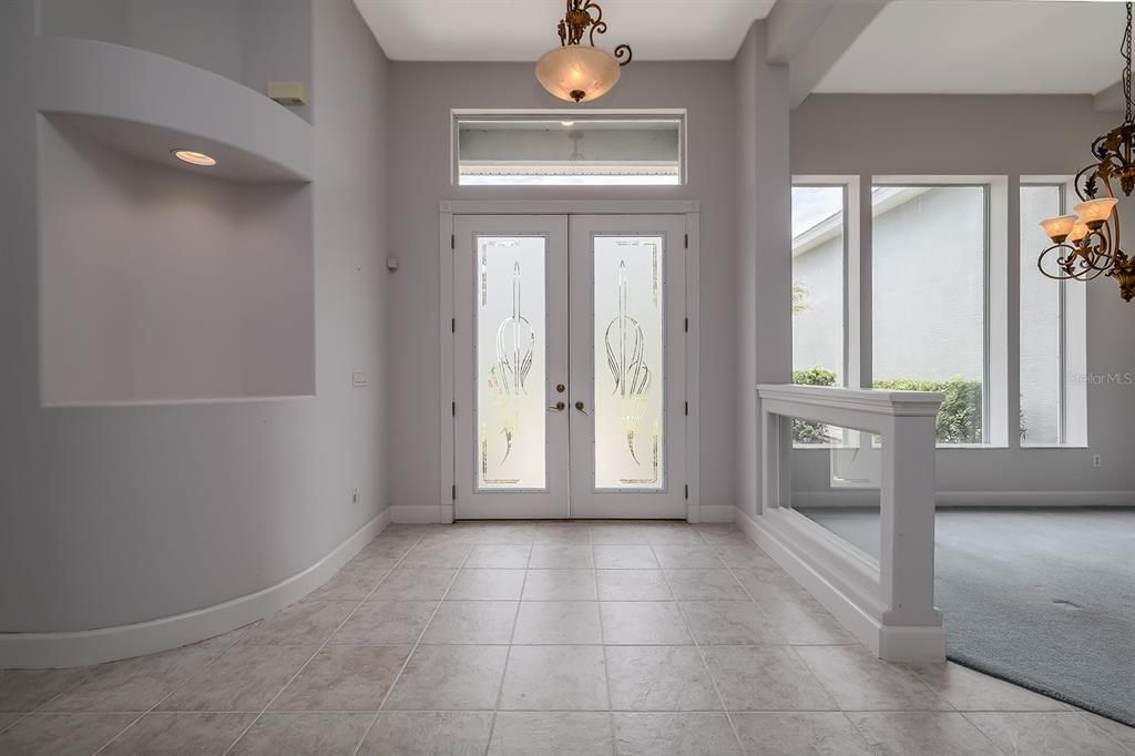 En Venta: $599,000 (3 camas, 3 baños, 2728 Pies cuadrados)