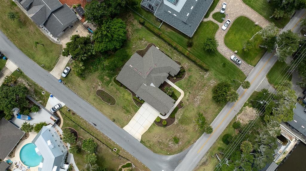 En Venta: $599,000 (3 camas, 3 baños, 2728 Pies cuadrados)