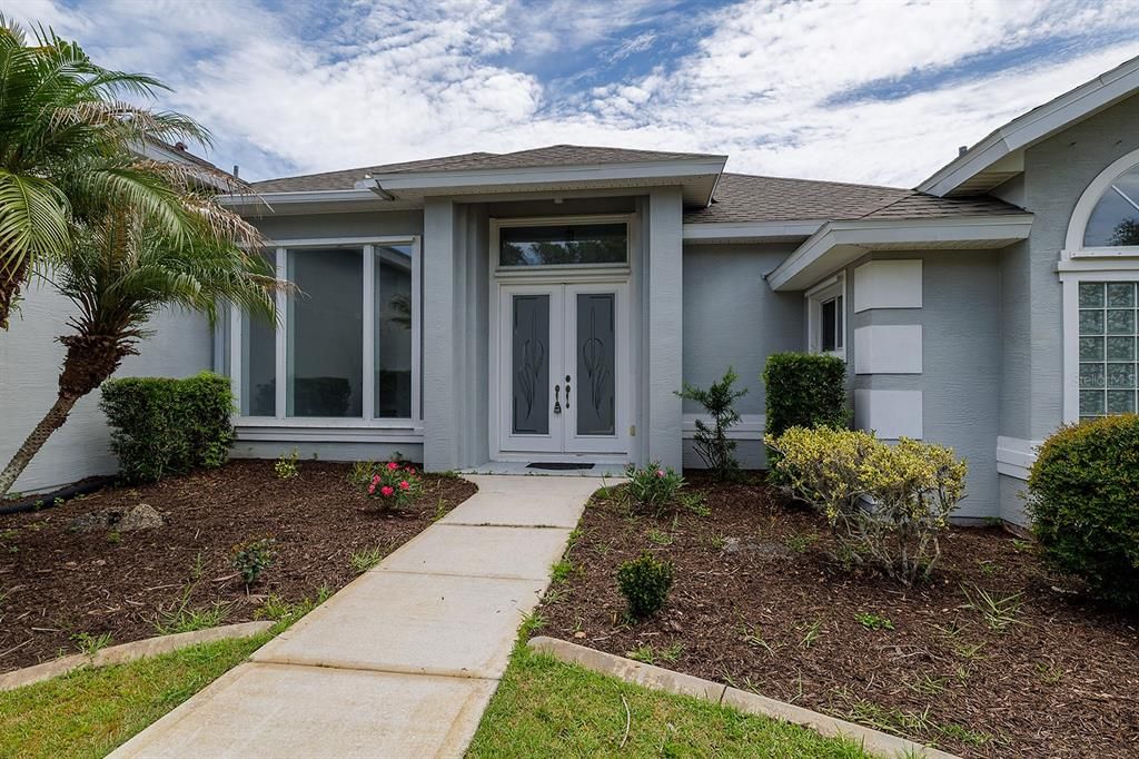 En Venta: $599,000 (3 camas, 3 baños, 2728 Pies cuadrados)