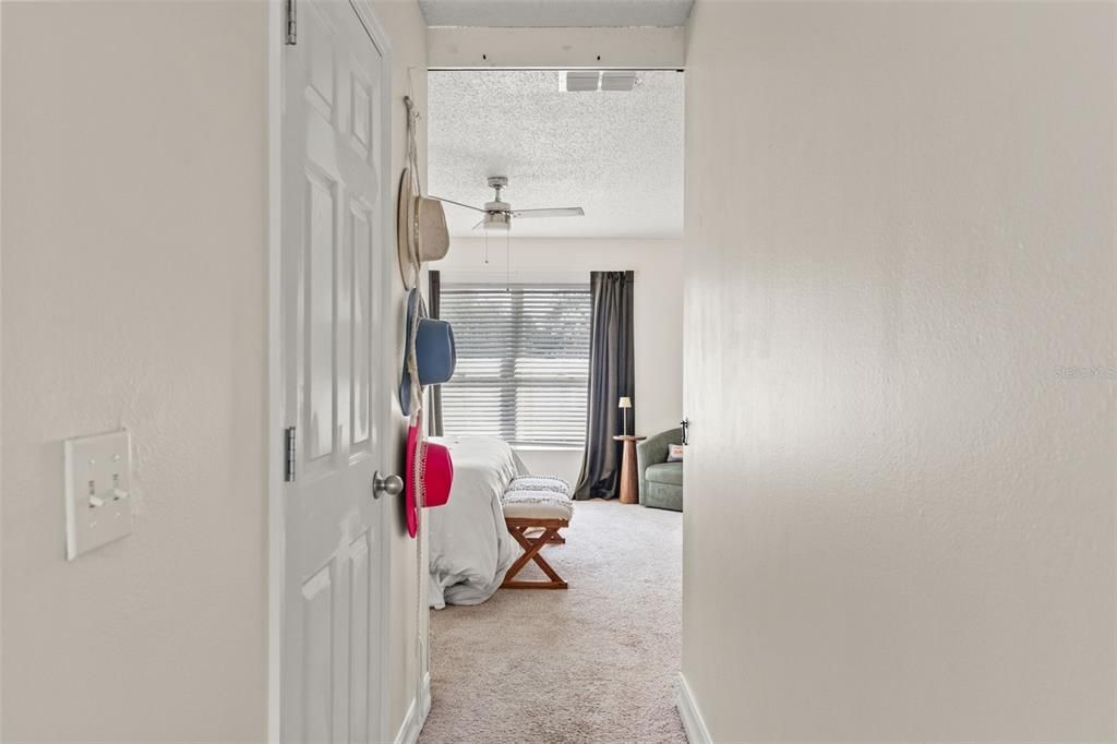 En Venta: $405,000 (3 camas, 2 baños, 2344 Pies cuadrados)