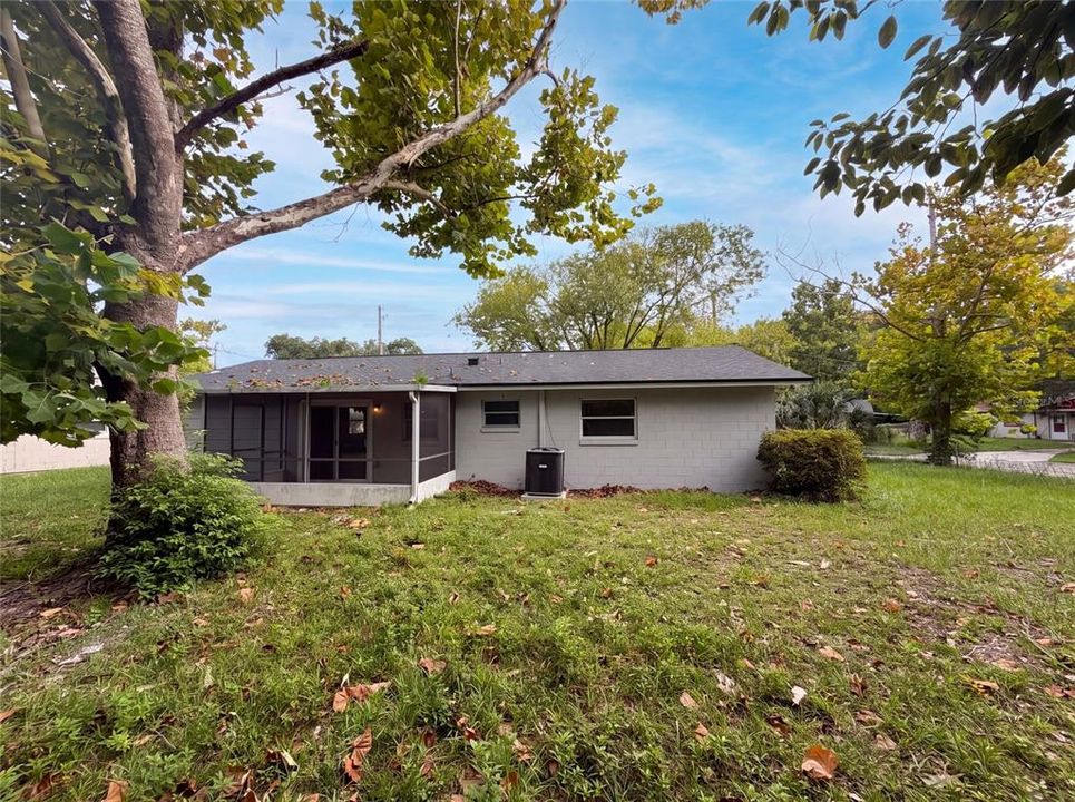 En Venta: $223,000 (3 camas, 1 baños, 960 Pies cuadrados)