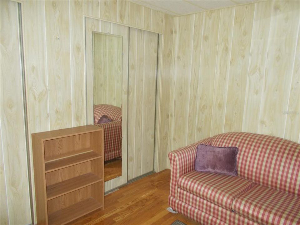 На продажу: $135,000 (2 спален, 2 ванн, 1248 Квадратных фут)