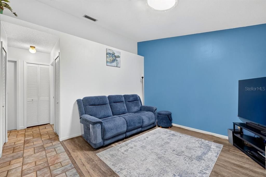 En Venta: $180,000 (2 camas, 1 baños, 738 Pies cuadrados)