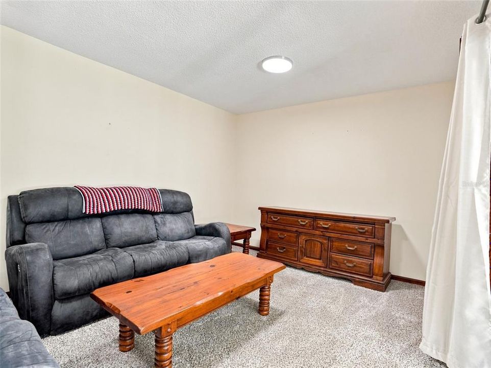 For Sale: $310,000 (2 beds, 2 baths, 1268 Square Feet)