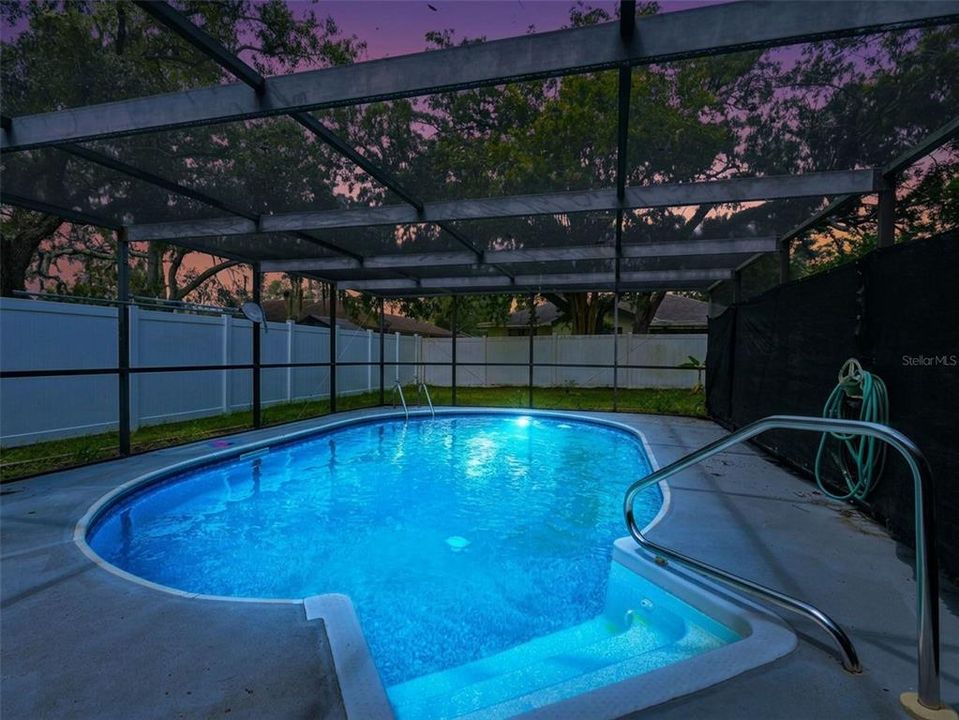 For Sale: $310,000 (2 beds, 2 baths, 1268 Square Feet)