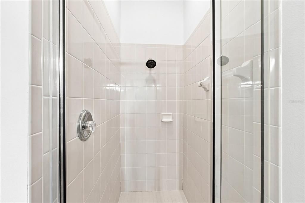 For Sale: $335,000 (2 beds, 2 baths, 1265 Square Feet)