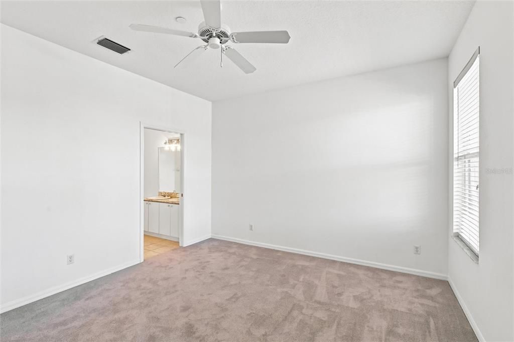 For Sale: $335,000 (2 beds, 2 baths, 1265 Square Feet)