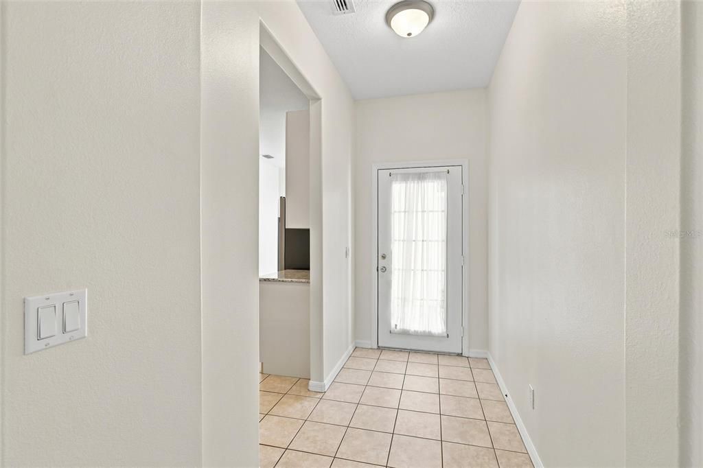 For Sale: $335,000 (2 beds, 2 baths, 1265 Square Feet)