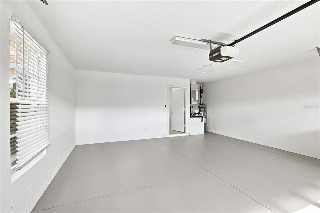 For Sale: $335,000 (2 beds, 2 baths, 1265 Square Feet)