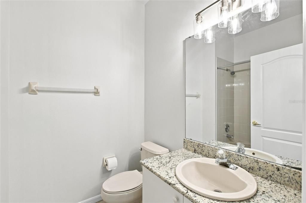 For Sale: $335,000 (2 beds, 2 baths, 1265 Square Feet)