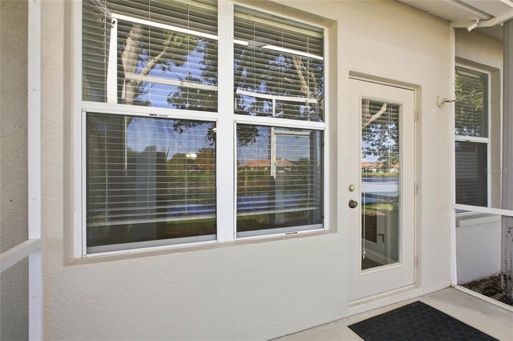 For Sale: $335,000 (2 beds, 2 baths, 1265 Square Feet)