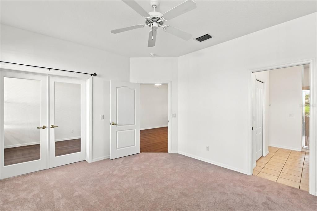 For Sale: $335,000 (2 beds, 2 baths, 1265 Square Feet)