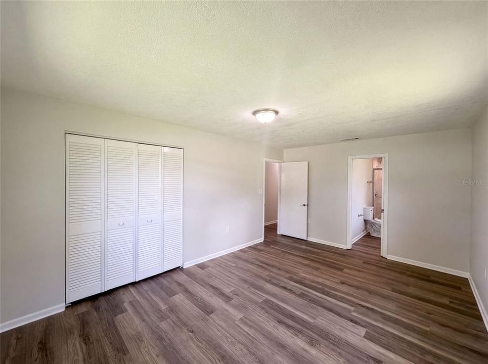 En Venta: $330,000 (3 camas, 2 baños, 1847 Pies cuadrados)