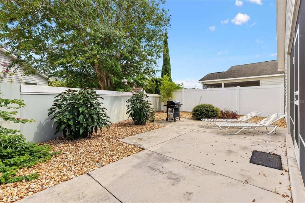 For Sale: $349,000 (3 beds, 2 baths, 1397 Square Feet)