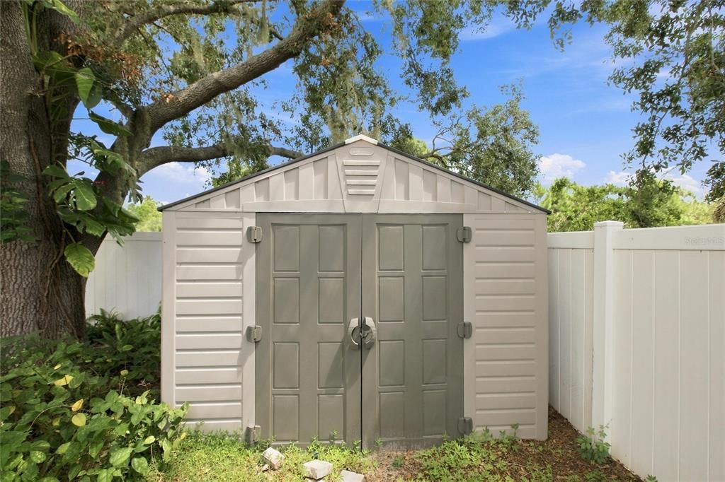 For Sale: $258,999 (3 beds, 2 baths, 1108 Square Feet)